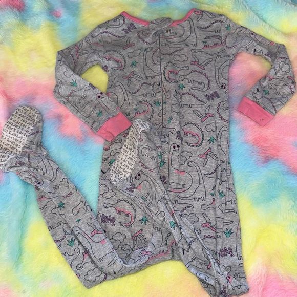 Carter's Other - Girls size 3T outfit pajama